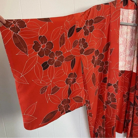 VTG Kimono Haori Traditional Japanese Jacket Silk Floral Pattern Red Coral OS - Picture 6 of 15